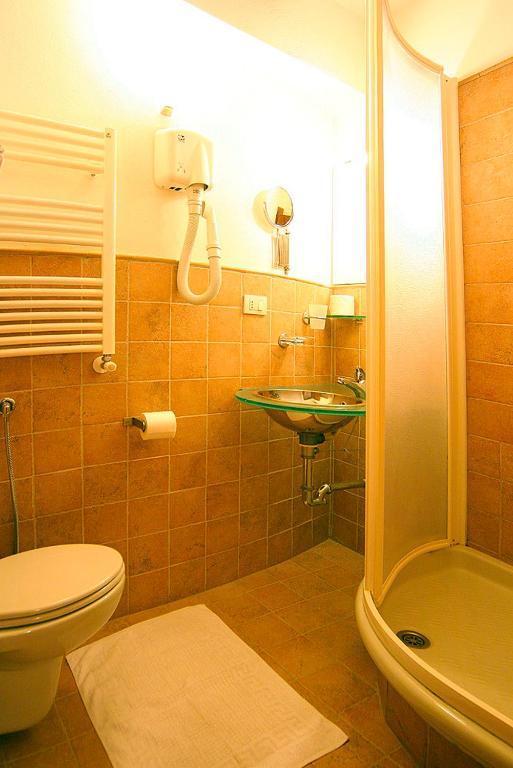 Francamaria Rooms Vernazza Cameră foto