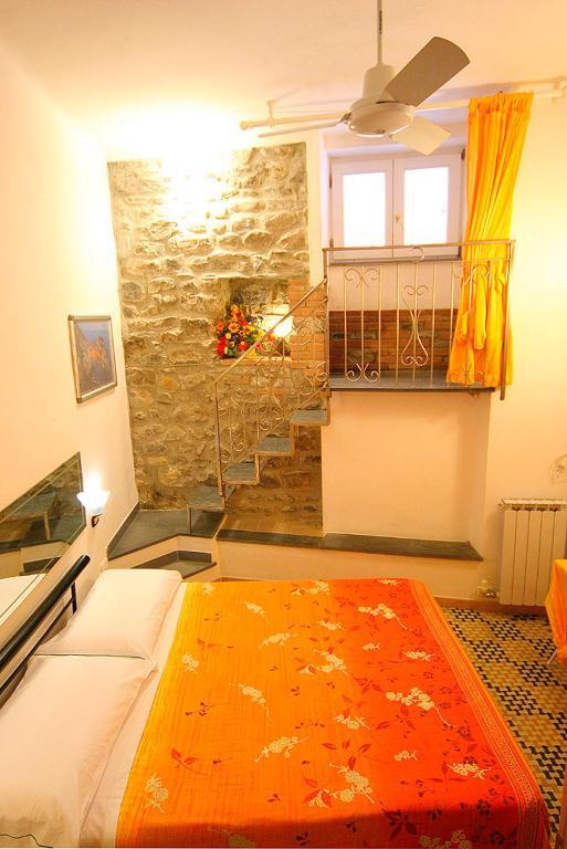 Francamaria Rooms Vernazza Cameră foto